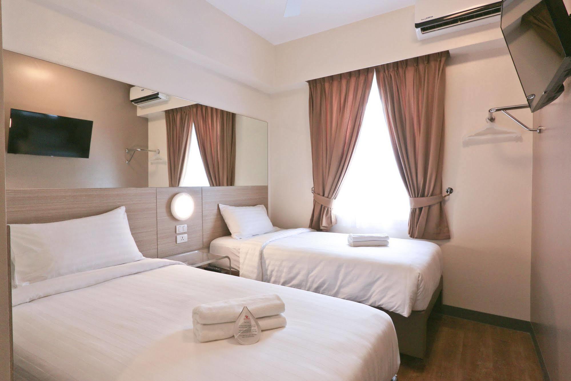 Red Planet Makati Amorsolo Makati City Zewnętrze zdjęcie