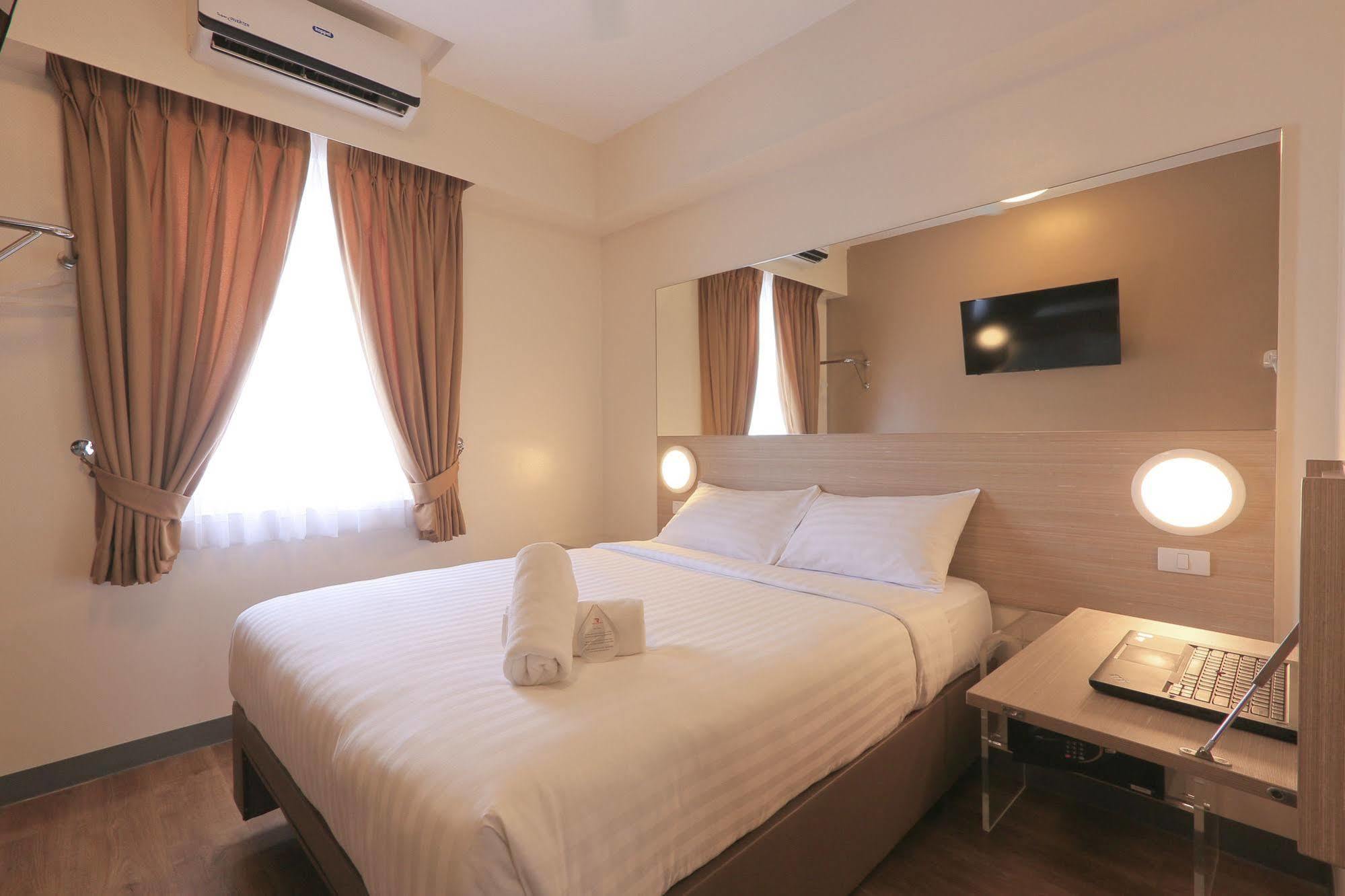 Red Planet Makati Amorsolo Makati City Zewnętrze zdjęcie